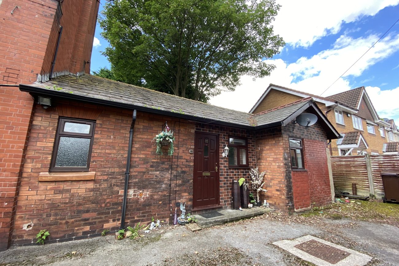 Chatham House, Leigh, WN7