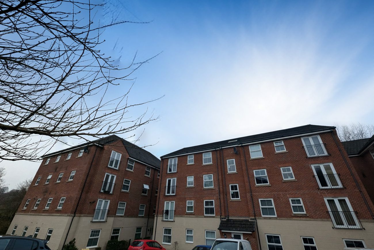 68 Stonemere Drive, Radcliffe, M26 1QX