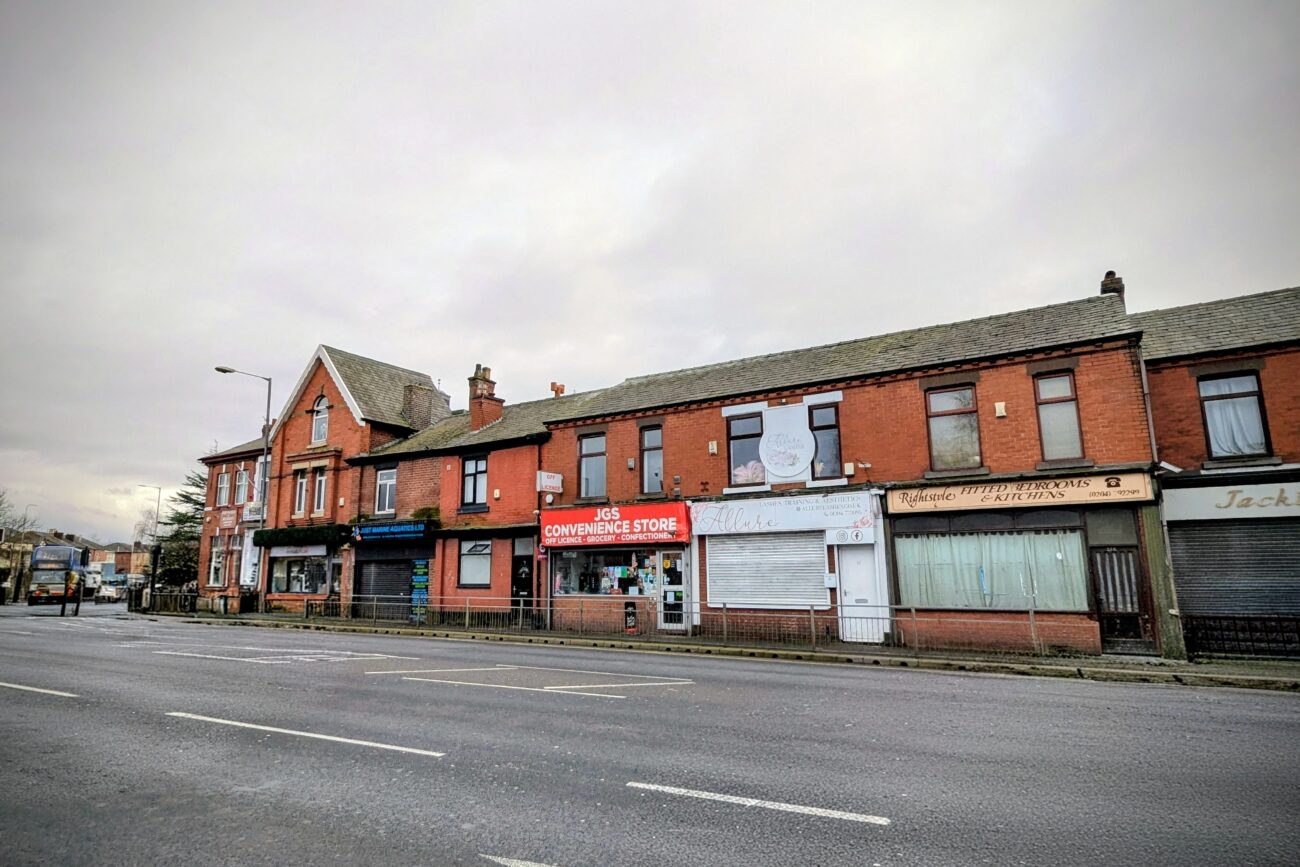 9KA longcaueway, Bolton, BL4