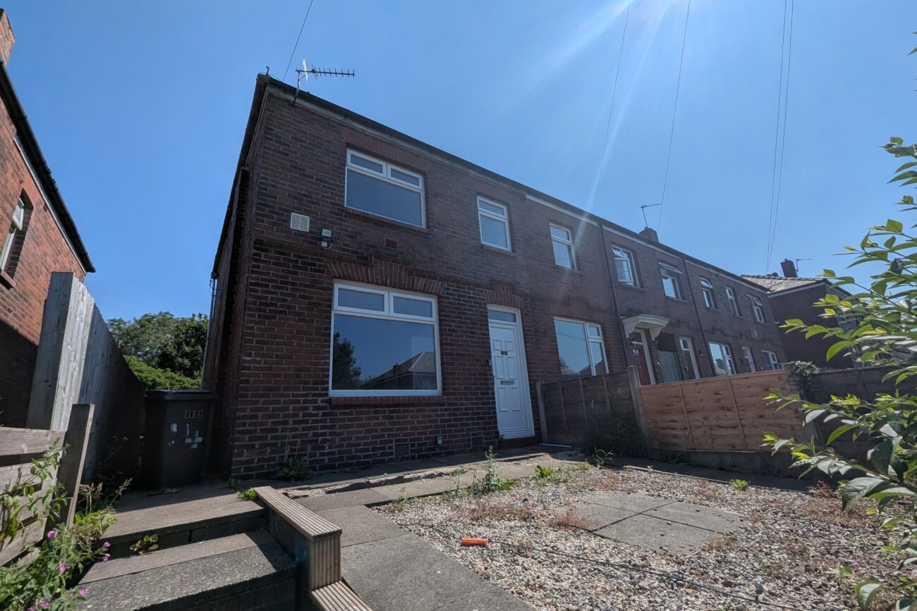 Beech Avenue, Oldham, OL4