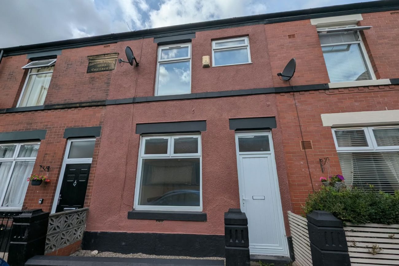 5 Coomassie Street, Radcliffe, M26
