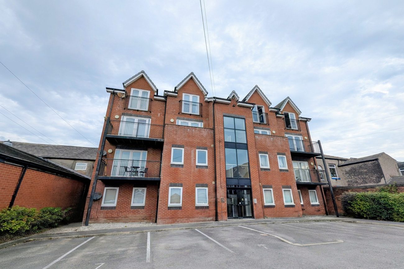 Apartment 4, The Causeway, Bolton, BL4 9BP